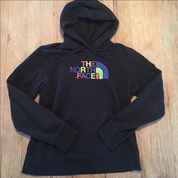 The North Face Rainbow 🌈 - Picture 2 of 3